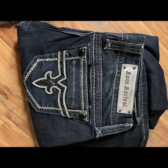 Jeans - Picture 11 of 11